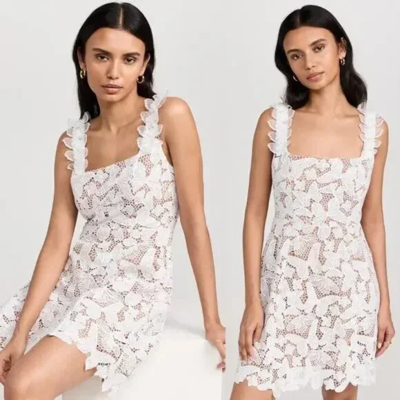 Elliatt Dress Lace White Butterfly, Size Medium - Picture 1 of 4